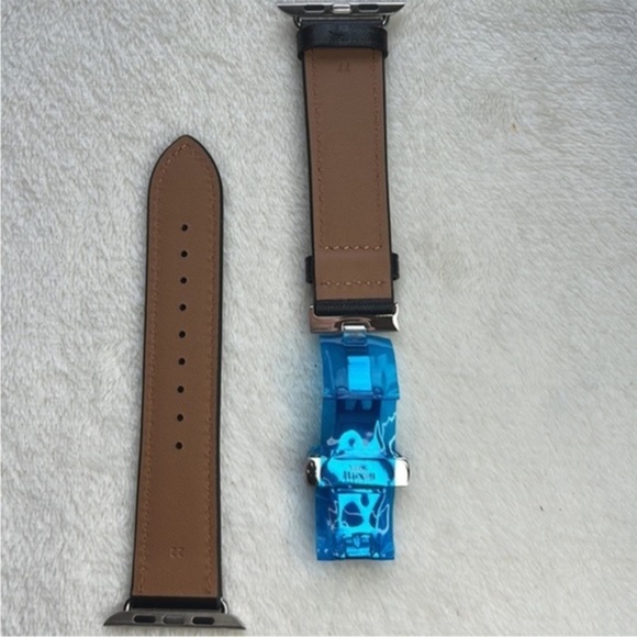 The Perfect Fit:Vintage Leather Band for Apple Watch Series 8/7/6/Ultra/5/4/3/SE - Picture 5 of 5